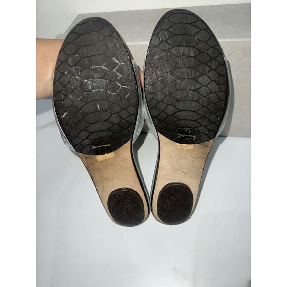 Jimmy Choo Women's Metallic Silver Slide Sandals - Size 37.5 - Picture 4 of 4